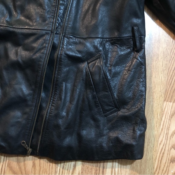 Vintage Wilson’s Leather Jacket - Picture 8 of 10